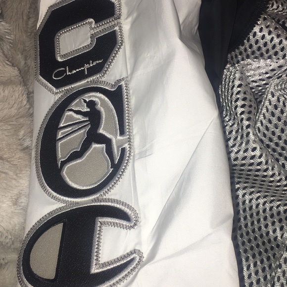 Champion Jacket - Picture 4 of 7